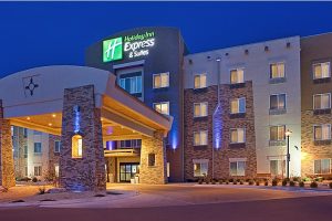 holiday-inn-express-and-suites-las-cruces-4293128866-2x1-1_4aa7bcea-5056-a36a-06d467481a38871c